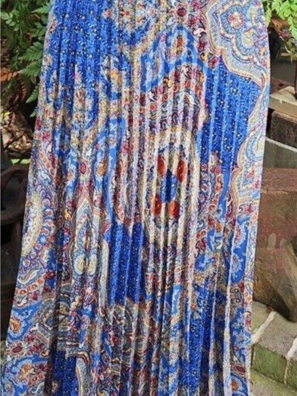 T Tahari Accordion Blue Paisley Pleated Maxi Skirt